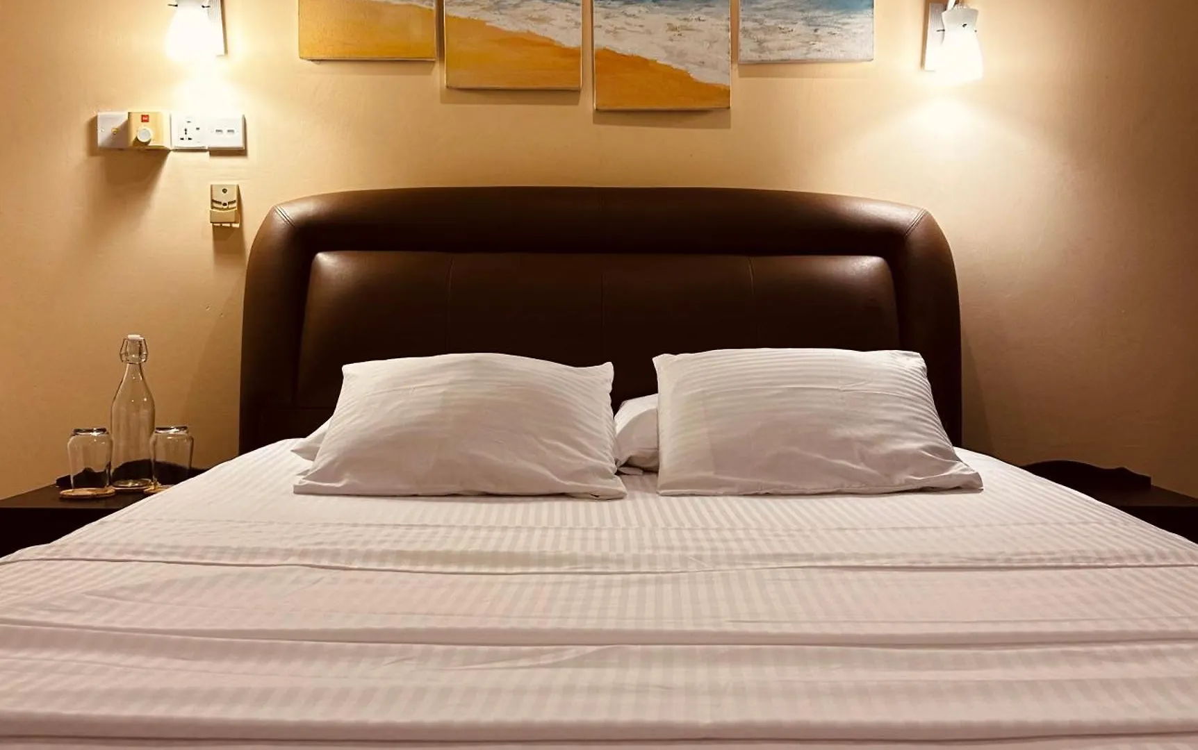 Luna Waves Negombo Bed & Breakfast